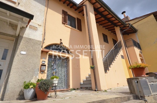 casa indipendente in vendita a Cerreto Guidi