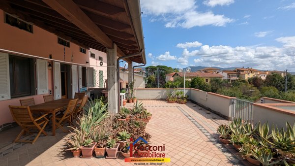 casa indipendente in vendita a Cerreto Guidi