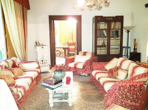 casa indipendente in vendita a Cerreto Guidi