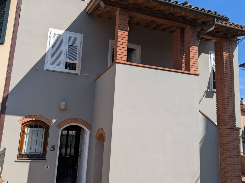 casa indipendente in vendita a Cerreto Guidi