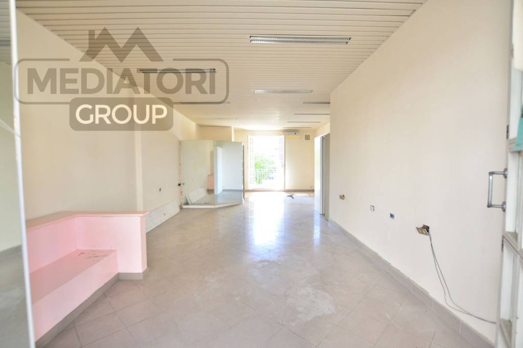 negozio in vendita a Cerreto Guidi