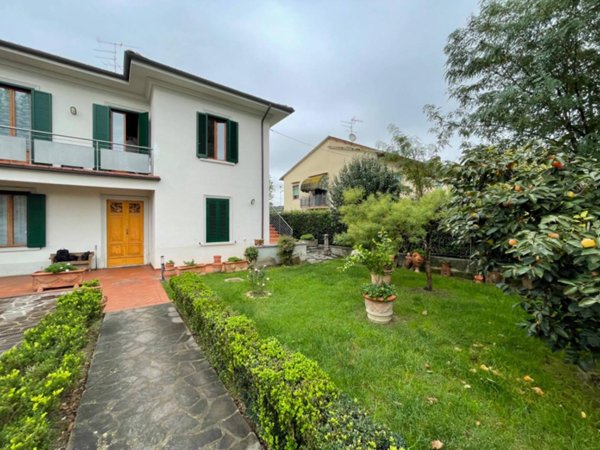 casa indipendente in vendita a Cerreto Guidi