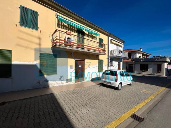 casa indipendente in vendita a Cerreto Guidi