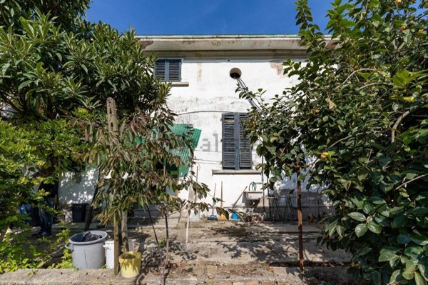 casa indipendente in vendita a Cerreto Guidi