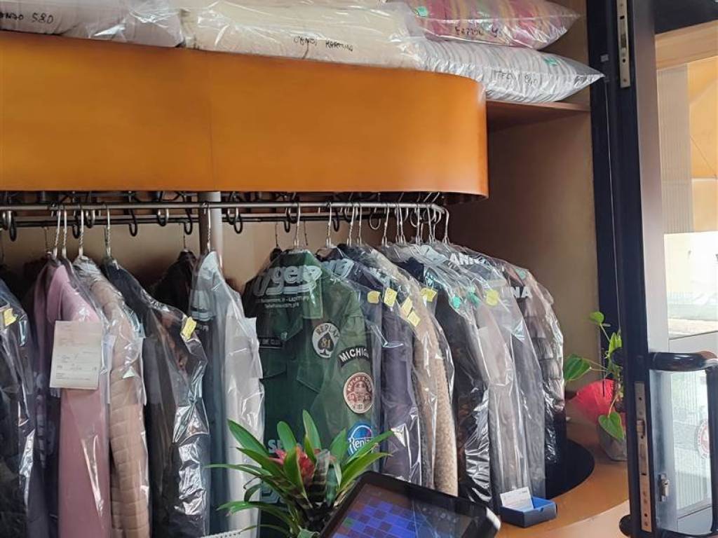 negozio in vendita a Cerreto Guidi in zona Lazzeretto