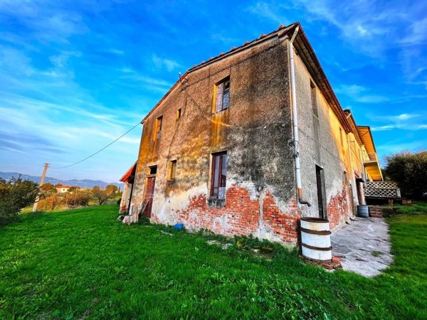 casa indipendente in vendita a Cerreto Guidi