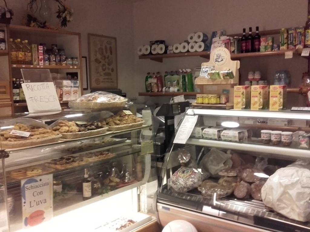 negozio in vendita a Cerreto Guidi