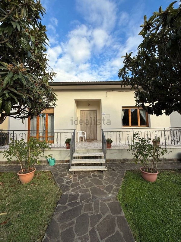 casa indipendente in vendita a Cerreto Guidi