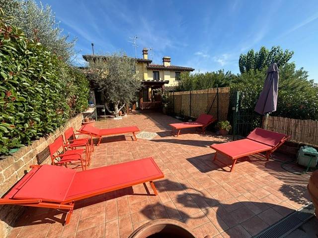 casa indipendente in vendita a Cerreto Guidi