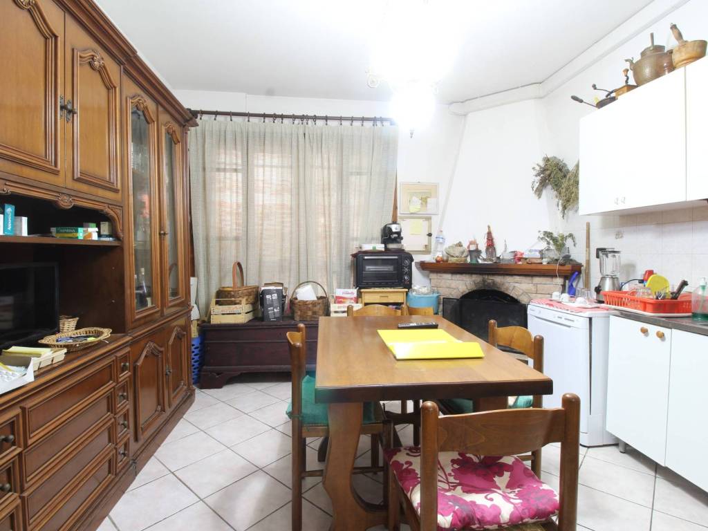 casa indipendente in vendita a Cerreto Guidi in zona Stabbia