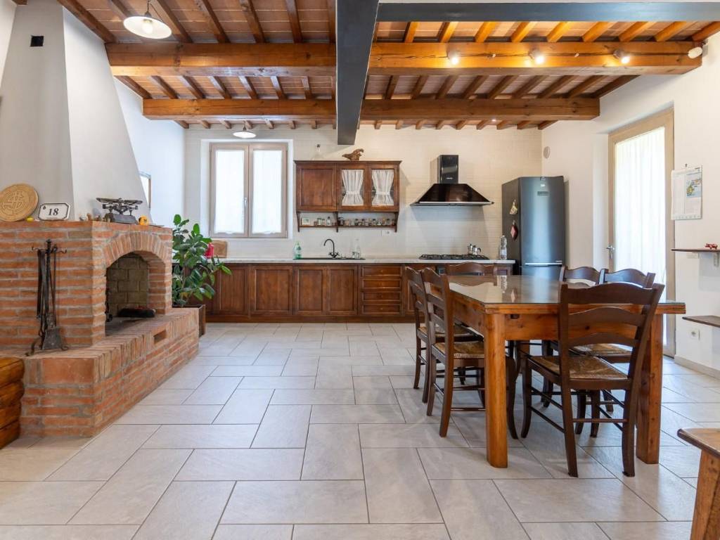 casa indipendente in vendita a Cerreto Guidi