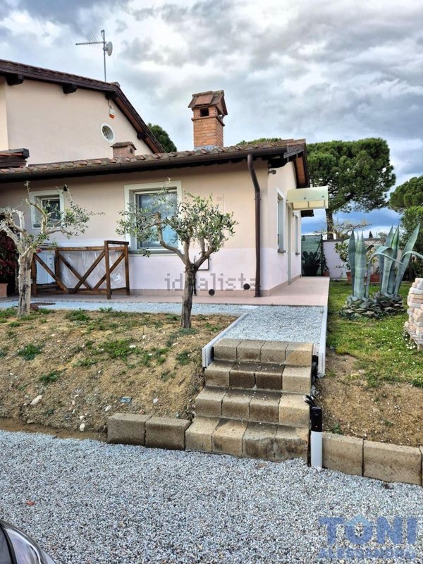 casa indipendente in vendita a Cerreto Guidi