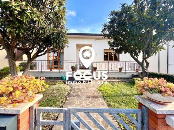 casa indipendente in vendita a Cerreto Guidi