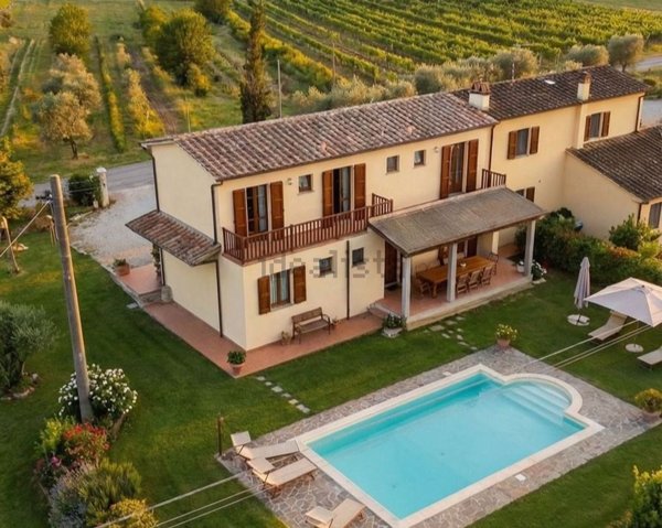 casa indipendente in vendita a Cerreto Guidi