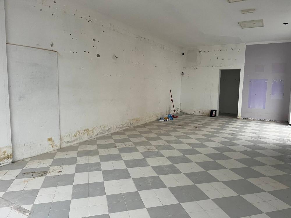 locale commerciale in vendita a Cerreto Guidi in zona Stabbia