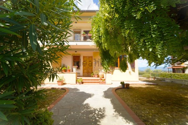 casa indipendente in vendita a Cerreto Guidi