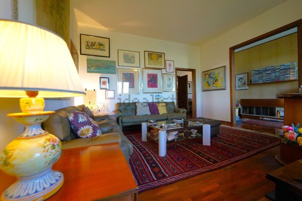 casa indipendente in vendita a Cerreto Guidi