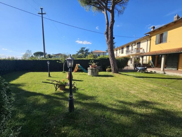 casa indipendente in vendita a Cerreto Guidi