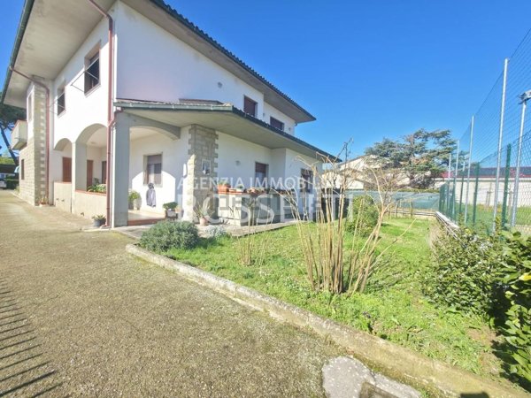 casa indipendente in vendita a Cerreto Guidi in zona Bassa