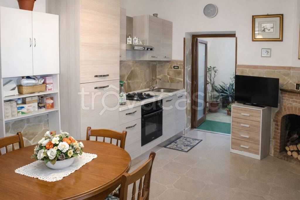 casa indipendente in vendita a Cerreto Guidi in zona Stabbia