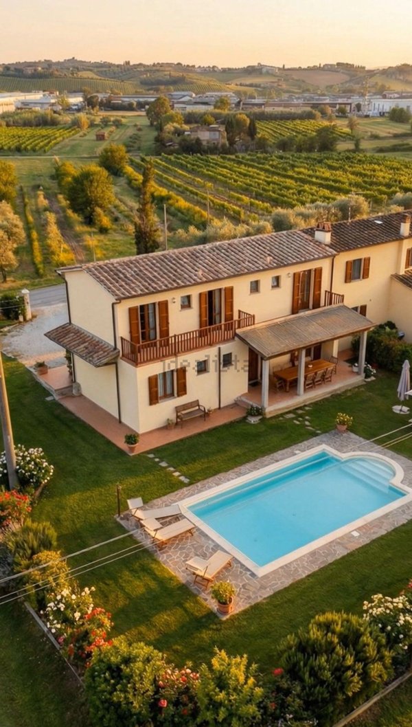 casa semindipendente in vendita a Cerreto Guidi in zona Stabbia