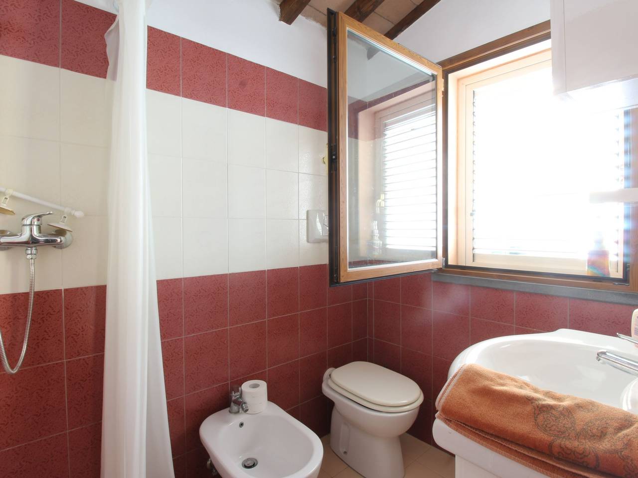 casa indipendente in vendita a Cerreto Guidi in zona Stabbia