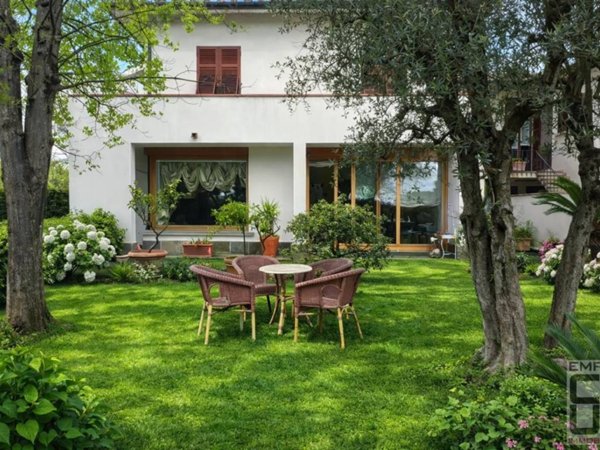 casa indipendente in vendita a Cerreto Guidi in zona Bassa