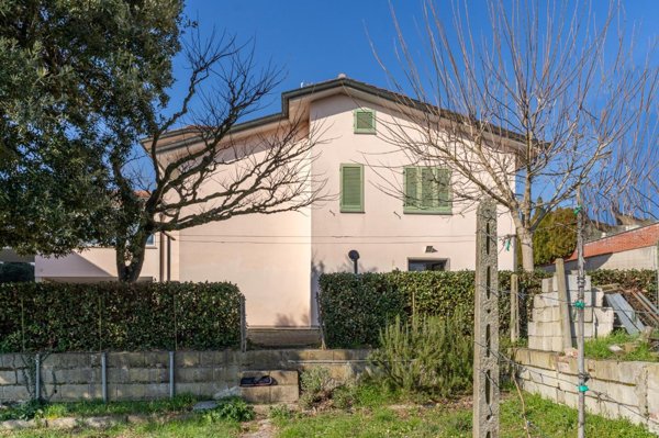casa indipendente in vendita a Cerreto Guidi in zona Ripoli