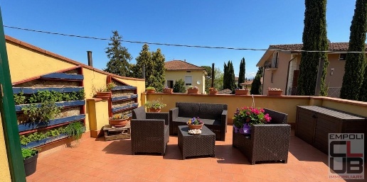 casa indipendente in vendita a Cerreto Guidi