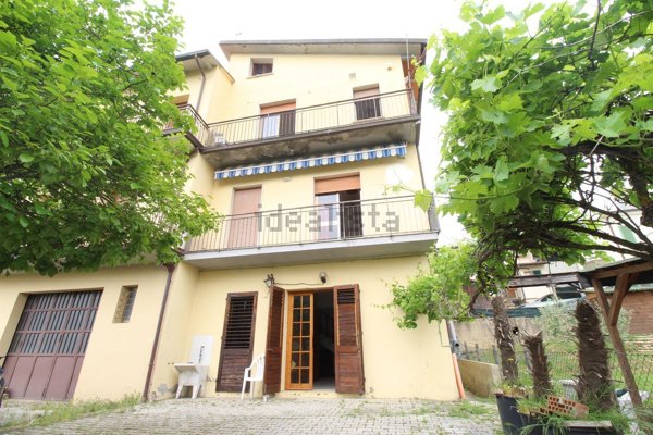 casa indipendente in vendita a Cerreto Guidi