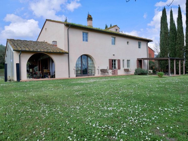 quadrivano in vendita a Cerreto Guidi