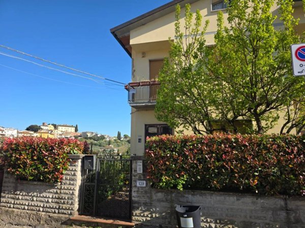 casa indipendente in vendita a Cerreto Guidi