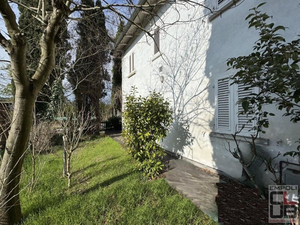 intera palazzina in vendita a Cerreto Guidi in zona Corliano
