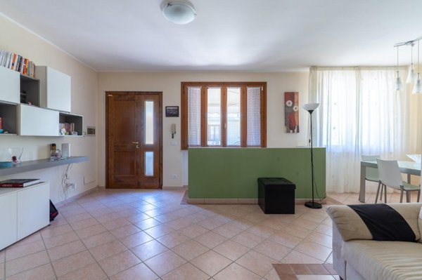 appartamento in vendita a Cerreto Guidi in zona Bassa