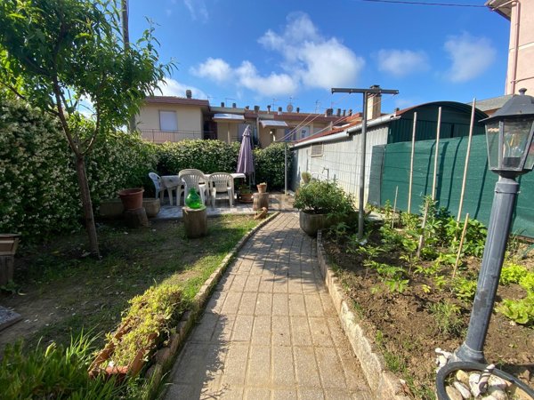 casa indipendente in vendita a Cerreto Guidi in zona Lazzeretto