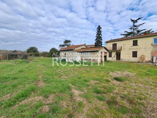 intera palazzina in vendita a Cerreto Guidi
