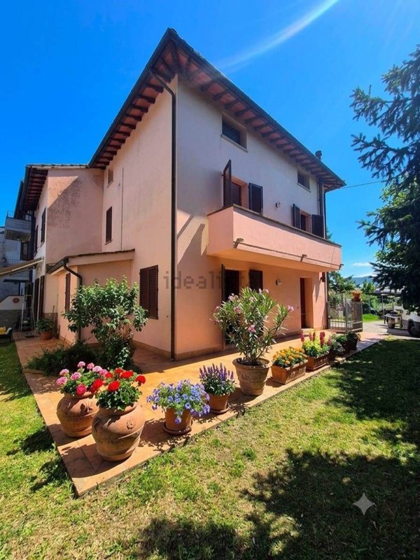 casa indipendente in vendita a Cerreto Guidi in zona Ripoli