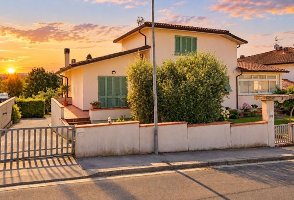 casa indipendente in vendita a Cerreto Guidi in zona Ripoli