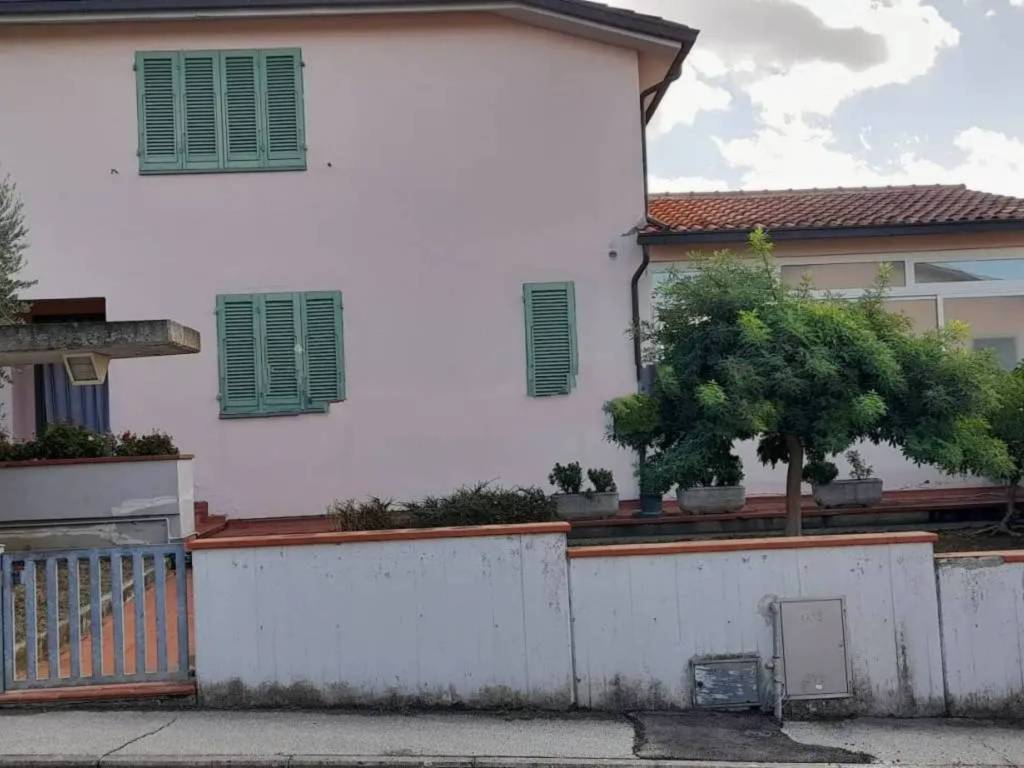 casa indipendente in vendita a Cerreto Guidi in zona Ripoli