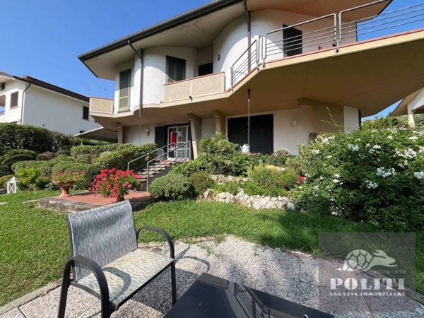 casa indipendente in vendita a Cerreto Guidi in zona San Zio