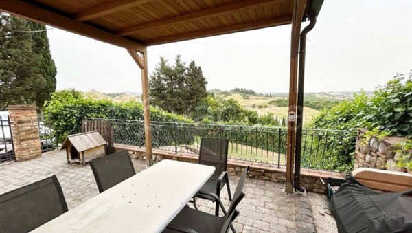 casa indipendente in vendita a Certaldo