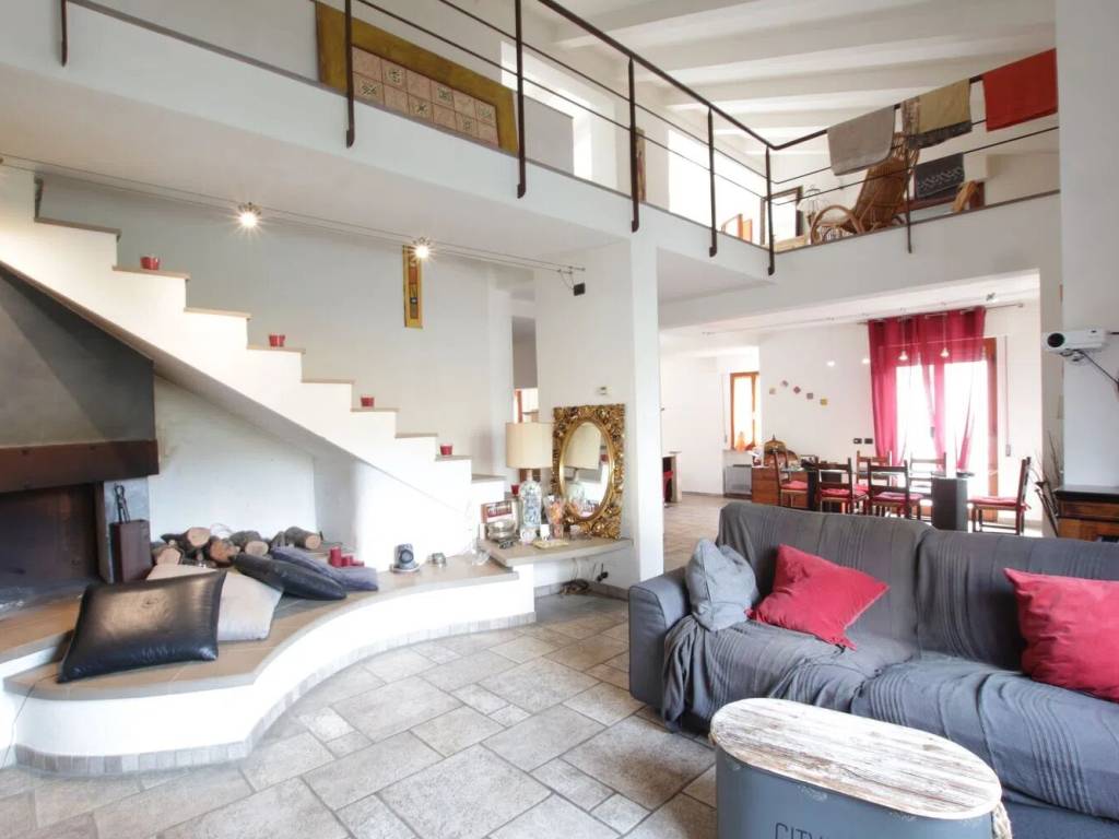 casa indipendente in vendita a Certaldo