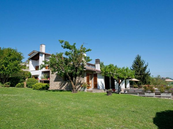 casa indipendente in vendita a Certaldo