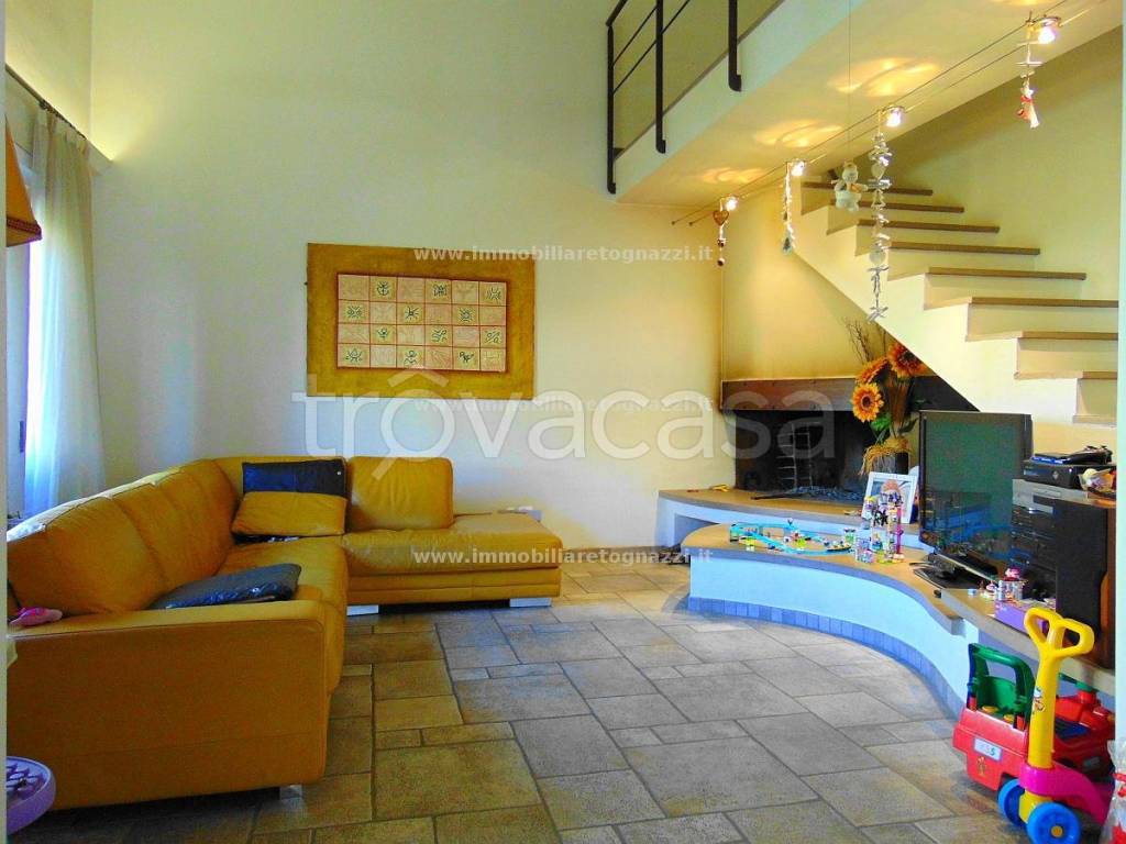 casa indipendente in vendita a Certaldo