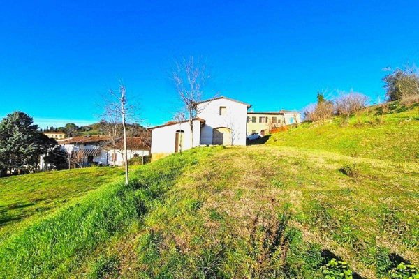 casa indipendente in vendita a Certaldo