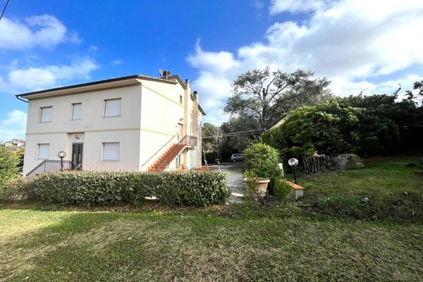 casa indipendente in vendita a Certaldo