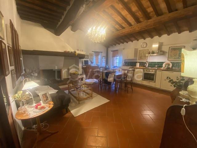 casa indipendente in vendita a Certaldo