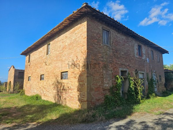casa indipendente in vendita a Certaldo