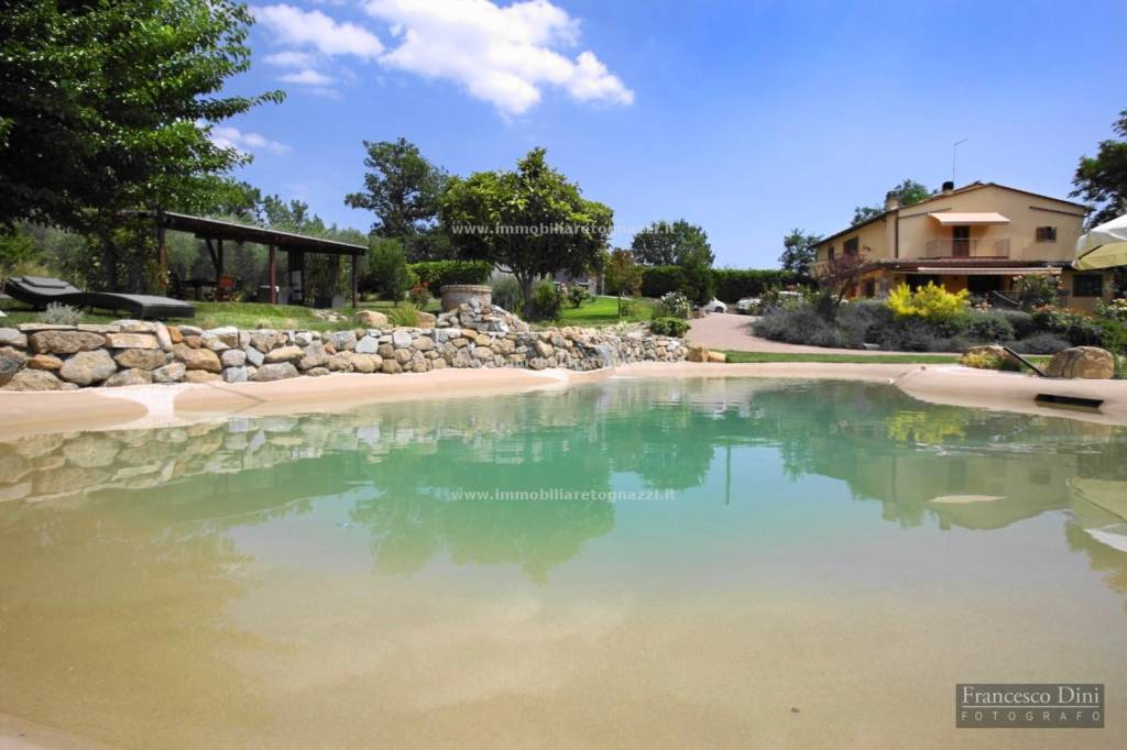 casa indipendente in vendita a Certaldo