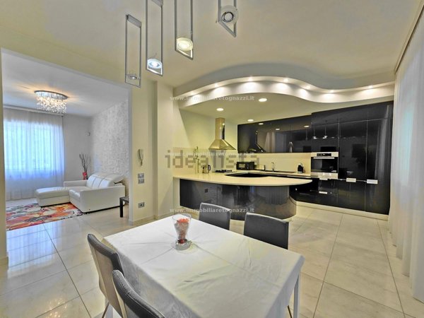 casa indipendente in vendita a Certaldo